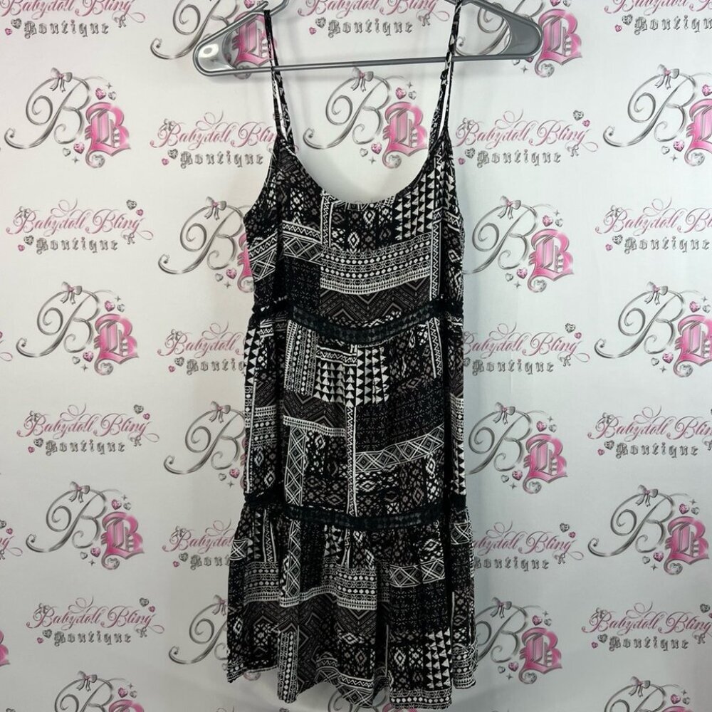 Bluenotes dress ruffle hem Aztec boho white Black and White Patterned Dress